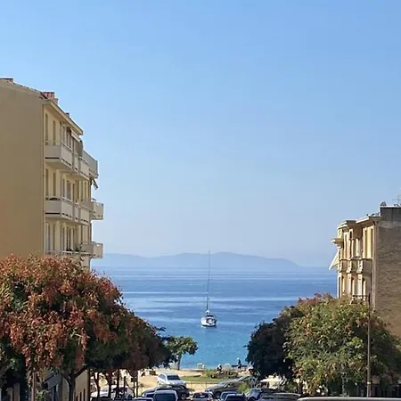 2 Pièces / Neuf - Ajaccio Centre - Place Miot / 1er *