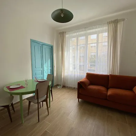 Apartment 2 Pieces / Neuf - Centre - Place Miot / 1er