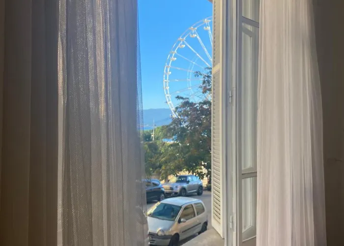 2 Pièces / Neuf - Centre - Place Miot / 1er